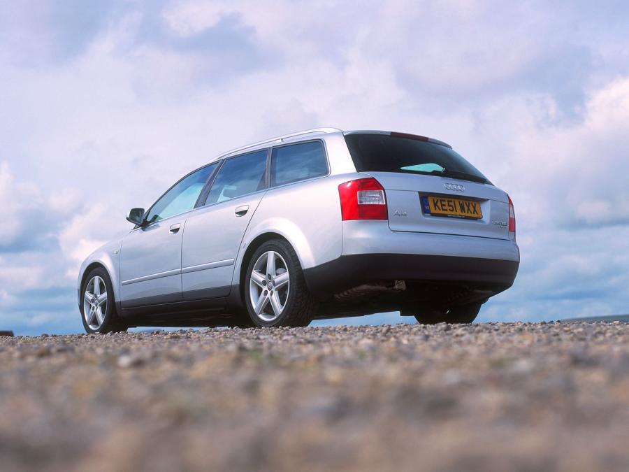 Audi A4 2.5 TDI Avant (B6,8E) 2001 года  (UK) (фото 2 из 3)
